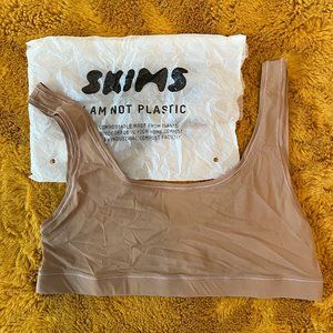 NEW! SKIMS Jelly Sheer Scoopneck Bralette